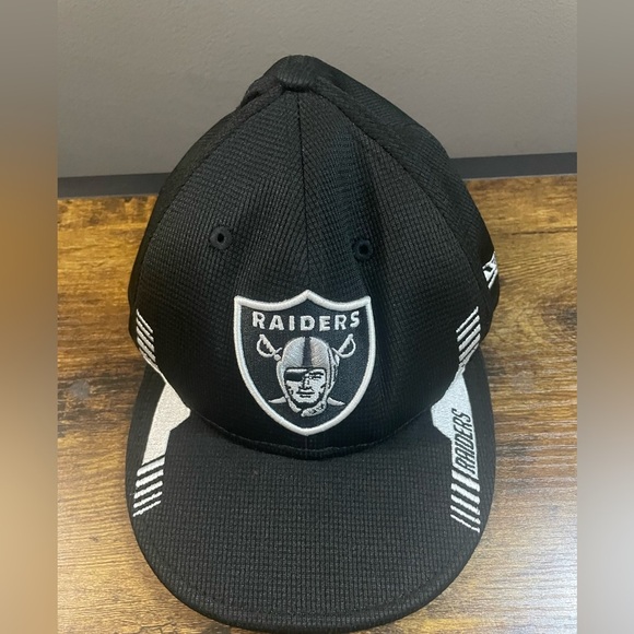 Black Raiders Cap size Youth - Picture 1 of 5